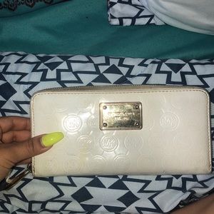 Michael Kors wallet